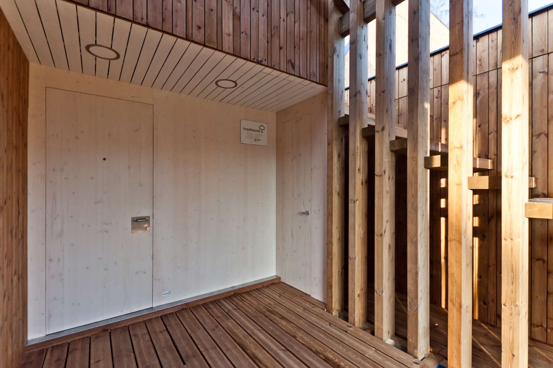 12%20%2016.015_sapiens 22i